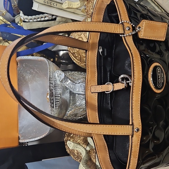 Coach Black and Tan Tote Bag - Picture 15 of 16